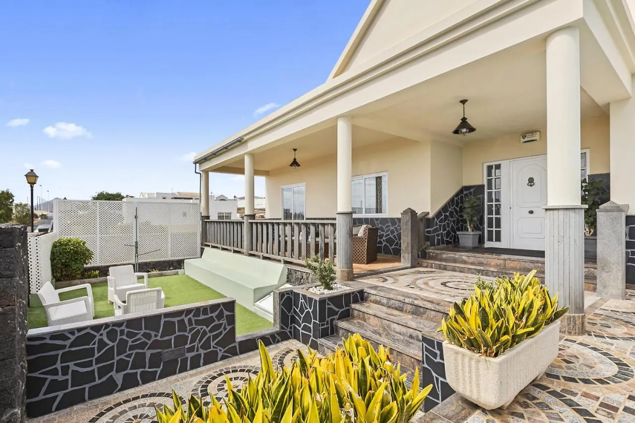 Villa Portugal - Vipvipvillas Tahiche 0*,