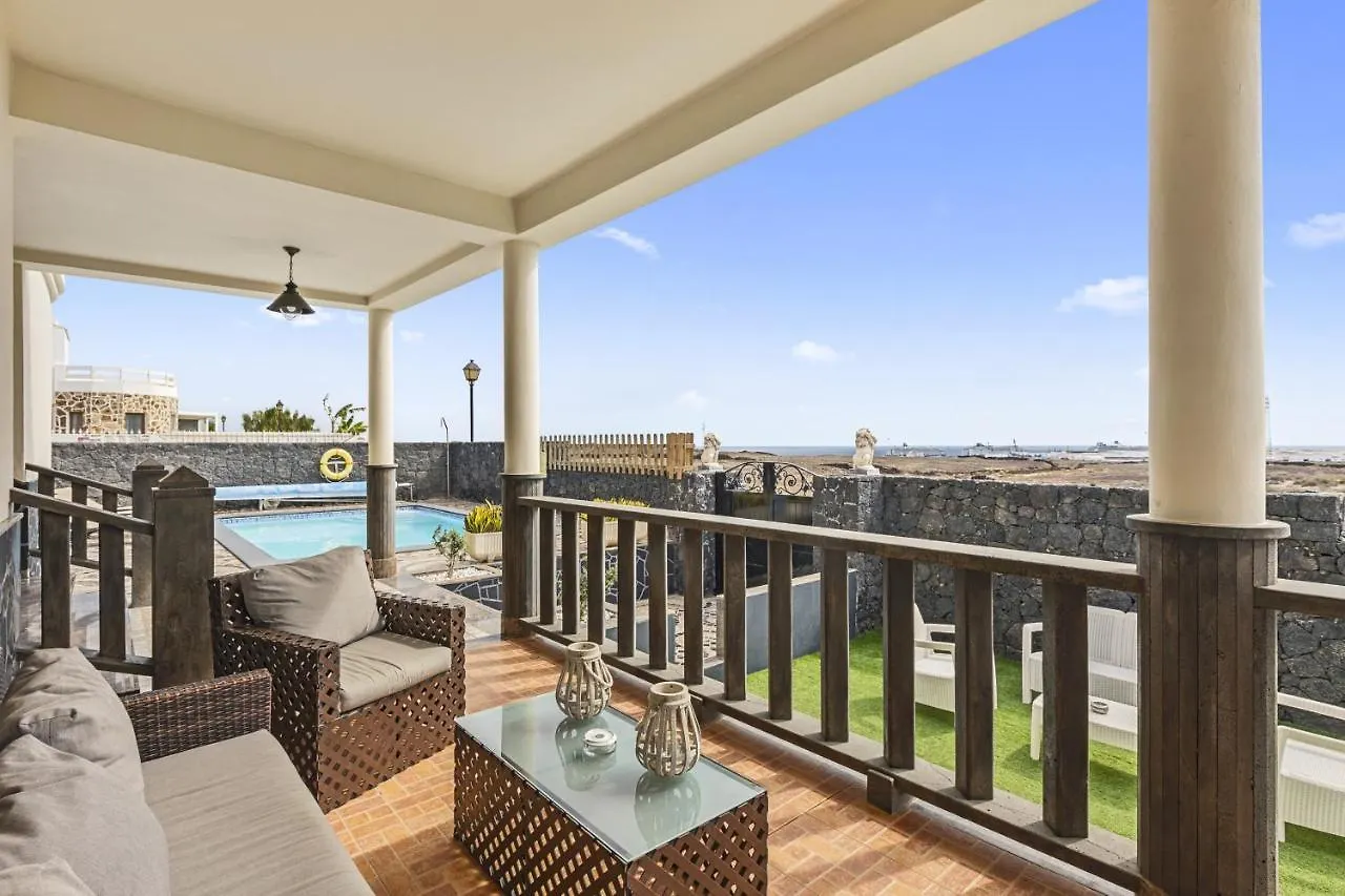 Villa Portugal - Vipvipvillas Tahiche Spain
